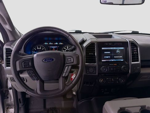 Used 2015 Ford F150 XLT w/ Equipment Group 302A Luxury image 23