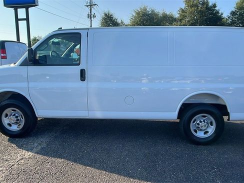 New 2025 Chevrolet Express 2500 w/ Communications Package image 7
