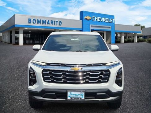 New 2026 Chevrolet Equinox LT w/ Convenience Package II FWD image 5
