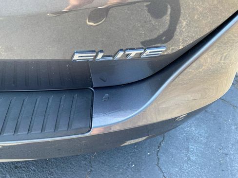 Used 2018 Honda Odyssey Elite image 9