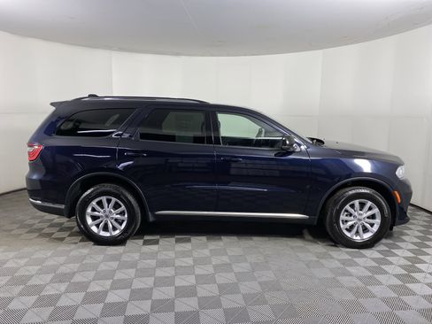 Used 2024 Dodge Durango SXT image 7