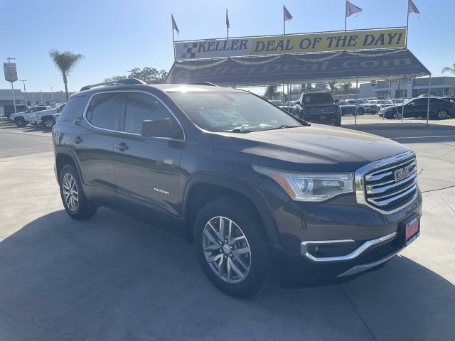 Used 2017 GMC Acadia SLE FWD image 2