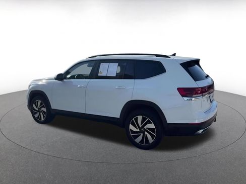Used 2025 Volkswagen Atlas SE image 10