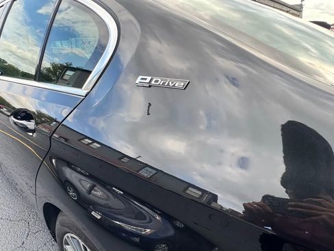 Used 2019 BMW 530e xDrive image 19