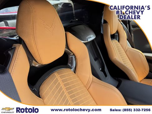 Used 2023 Chevrolet Corvette Stingray Preferred Cpe w/ Z51 Performance Package RWD image 9