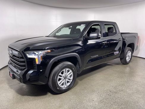 New 2026 Toyota Tundra SR5 AWD/4WD image 7