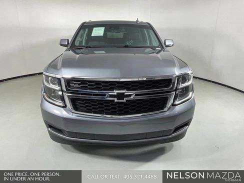 Used 2020 Chevrolet Suburban LT w/ Max Trailering Package RWD image 2