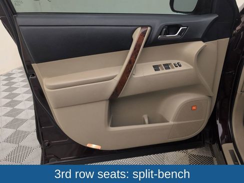 Used 2013 Toyota Highlander Limited image 33