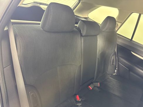 Used 2014 Subaru Outback 2.5i Premium w/ Moonroof Package image 24