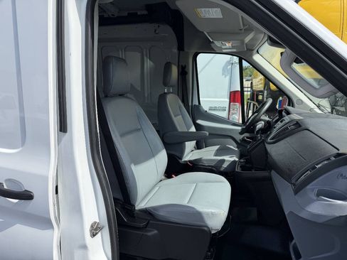 Used 2018 Ford Transit 250 148 Medium Roof RWD image 11