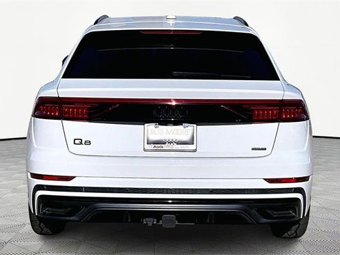 Used 2021 Audi Q8 Prestige image 4