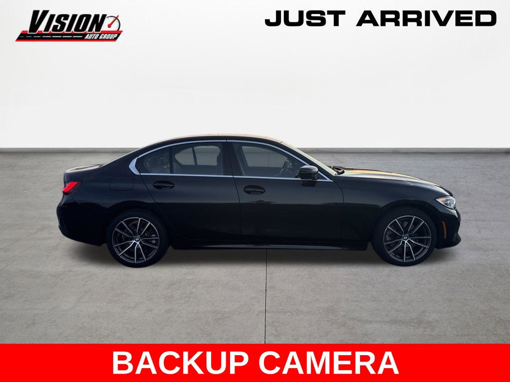 Used 2021 BMW 330i xDrive Sedan w/ Driving Assistance Package AWD/4WD image 4