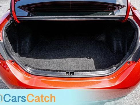 Used 2019 Toyota Corolla SE FWD image 35