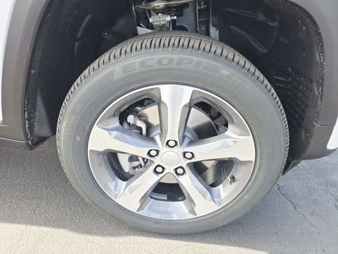 New 2026 Jeep Grand Cherokee L Limited AWD/4WD image 19