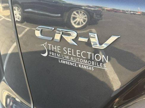 Used 2018 Honda CR-V EX image 15