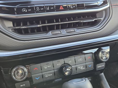 New 2026 Jeep Compass Trailhawk w/ Sun, Sound & Navigation Group image 13