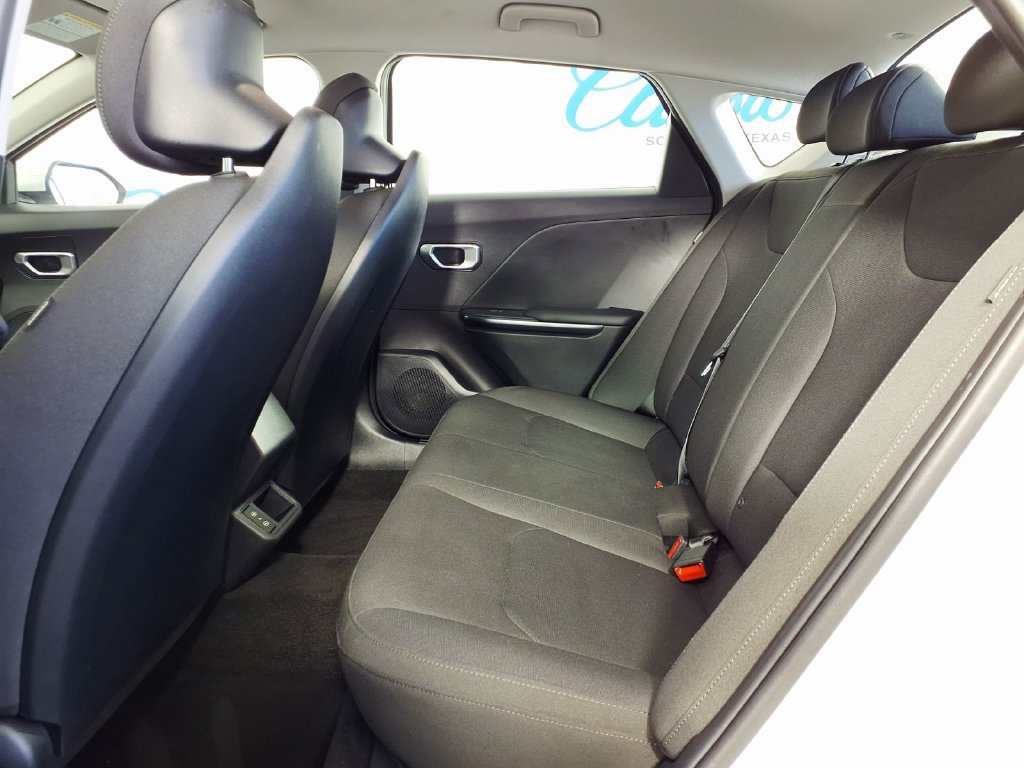 Used 2026 Kia K4 FWD image 9