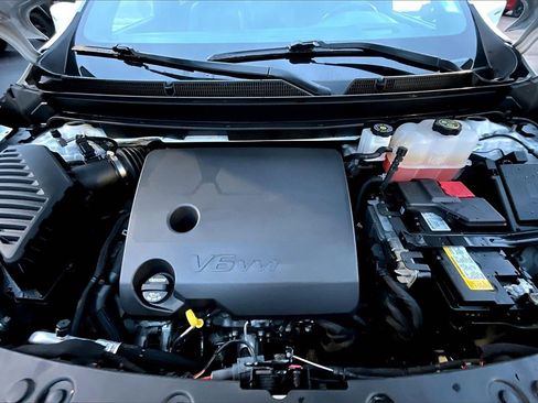 Used 2024 Buick Enclave Premium image 10