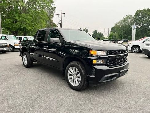 Used 2022 Chevrolet Silverado 1500 Custom w/ LPO, Dark Essentials Package AWD/4WD image 4