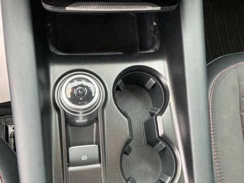 Used 2025 Ford Explorer ST-Line w/ Premium Package image 24