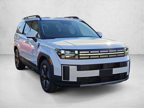 Used 2025 Hyundai Santa Fe SEL image 6