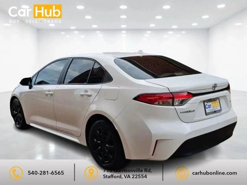 Used 2021 Toyota Corolla LE FWD image 4