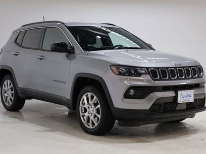 Used 2023 Jeep Compass Latitude w/ Sun and Sound Group