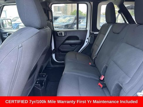 Used 2023 Jeep Wrangler Unlimited Sahara AWD/4WD image 14