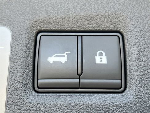 Used 2025 INFINITI QX50 Luxe image 6