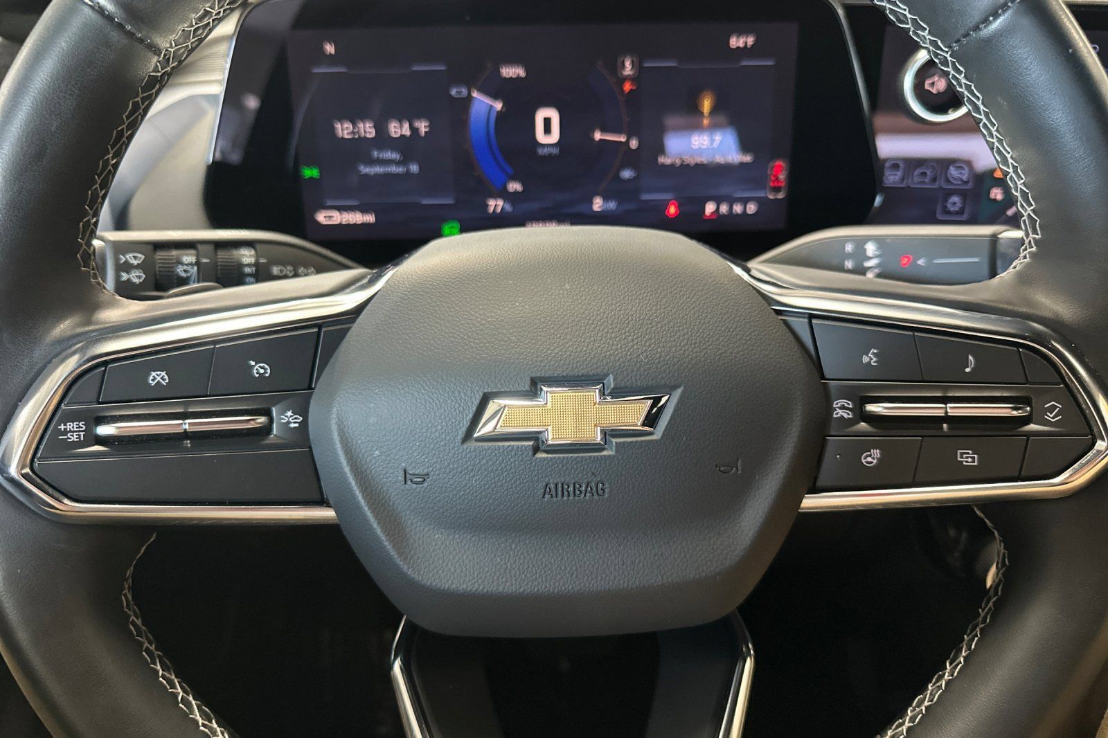 Used 2024 Chevrolet Equinox EV LT FWD image 34