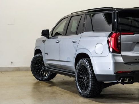 Used 2026 GMC Yukon AT4 w/ AT4 Premium Plus Package AWD/4WD image 36