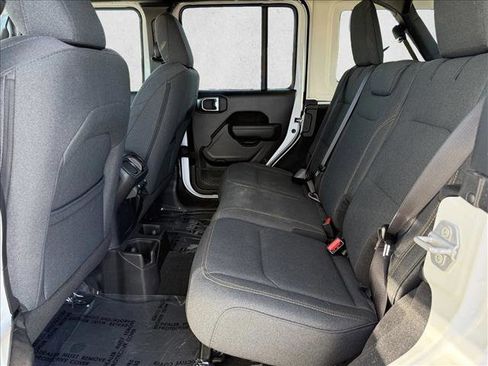 Used 2025 Jeep Wrangler Sport S image 21