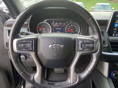 Used 2021 Chevrolet Tahoe Z71 w/ Z71 Off-Road Package AWD/4WD image 20