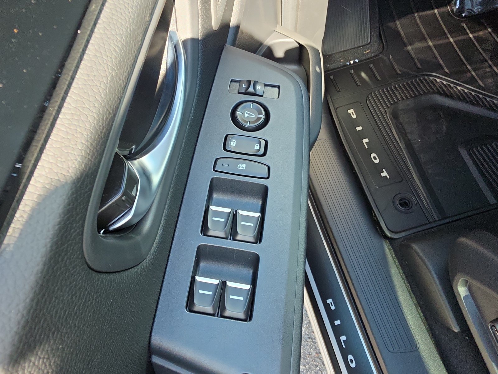 New 2026 Honda Pilot EX-L image 14