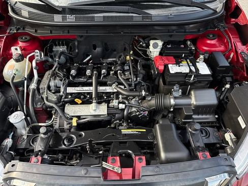 Used 2020 Nissan Kicks SR w/ SR Premium Package FWD image 27