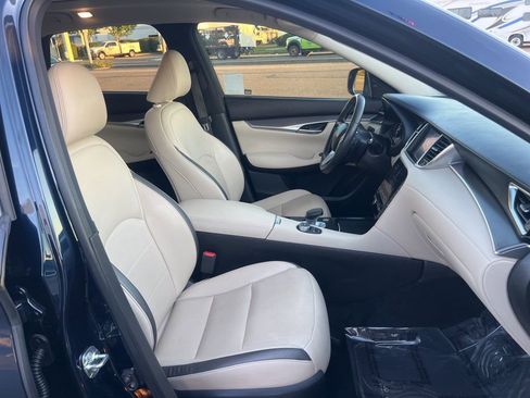 Used 2022 INFINITI QX50 Luxe image 29