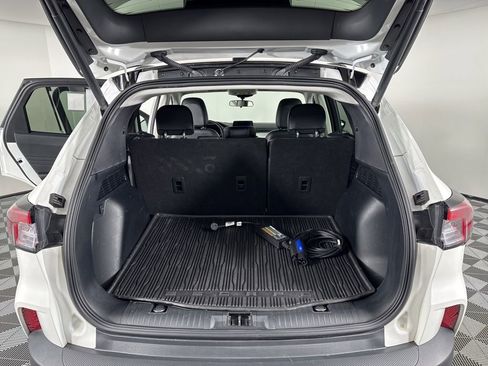 Used 2022 Ford Escape SEL w/ Technology Package image 32