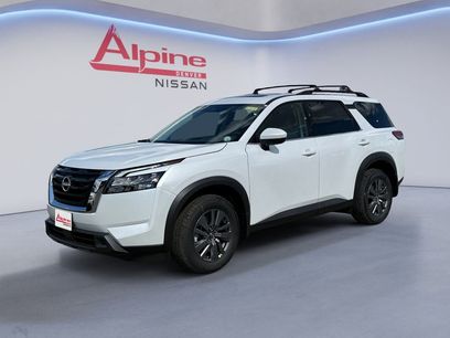 New 2025 Nissan Pathfinder SV w/ SV Premium Package