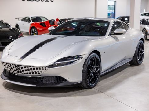 Used 2024 Ferrari Roma image 12