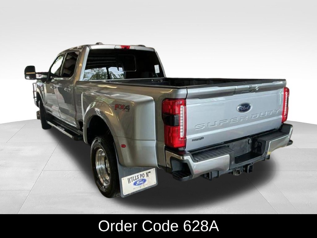 Used 2023 Ford F350 Lariat w/ FX4 Off-Road Package AWD/4WD image 2