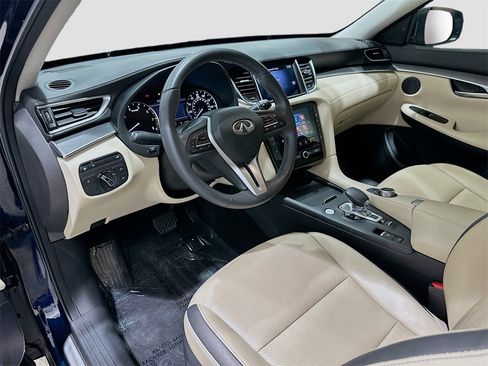 Used 2022 INFINITI QX50 Luxe image 9