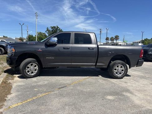Used 2024 RAM 2500 Laramie w/ Safety Group AWD/4WD image 2