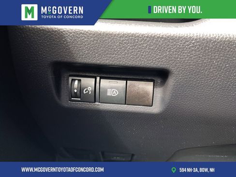 Used 2023 Toyota RAV4 LE image 28