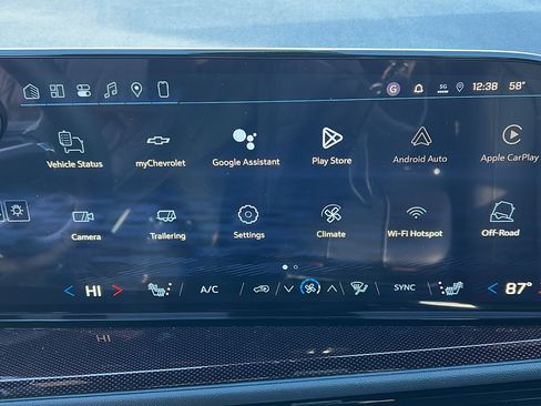 New 2026 Chevrolet Traverse Z71 w/ Driver Confidence Package image 23