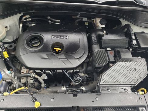 Used 2018 Hyundai Tucson SE FWD image 30