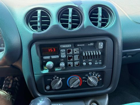 Used 1995 Pontiac Firebird Trans Am RWD image 32