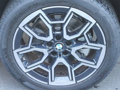 Used 2025 BMW X1 xDrive28i w/ Technology Package image 12