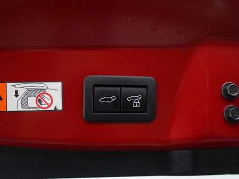 Used 2024 Toyota Prius Limited image 12