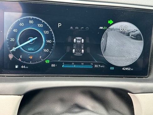Used 2023 Hyundai Tucson Limited AWD/4WD image 34