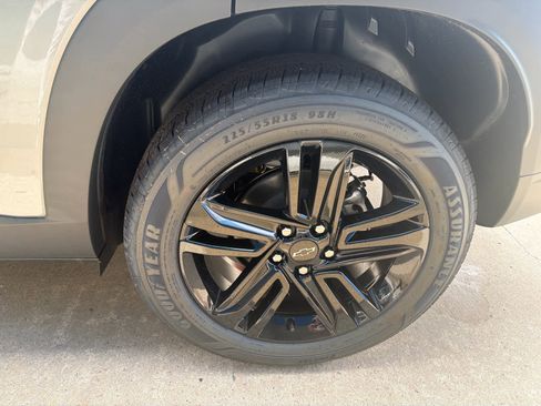 New 2026 Chevrolet Trax ACTIV w/ Sunroof Package FWD image 12